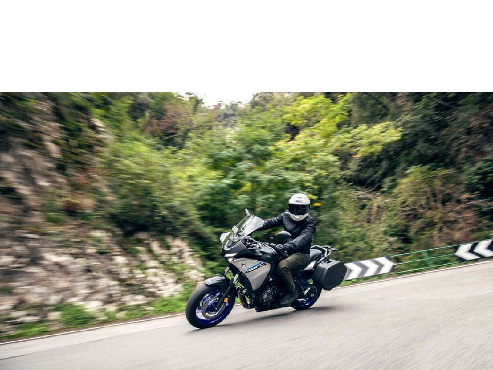 Мотоцикл YAMAHA Tracer 7 GT (Icon Performance) 2024